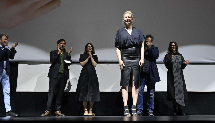 Lani Barić nagrada za najbolju glumicu na 49. FEST-upovezana slika