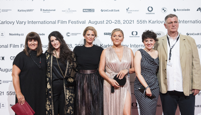 Svjetska premijera filma <em>Zbornica</em> održana pred punom dvoranom na festivalu u Karlovim Varimapovezana slika
