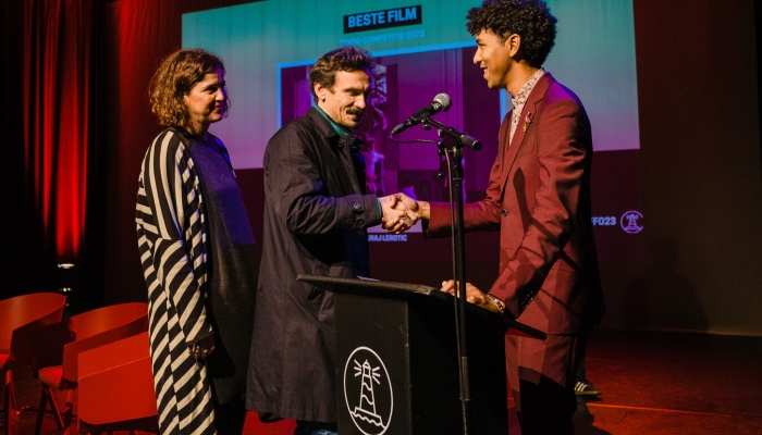 Ekipa filma <em>Sigurno mjesto</em> preuzela 14. nagradu u Belgijipovezana slika