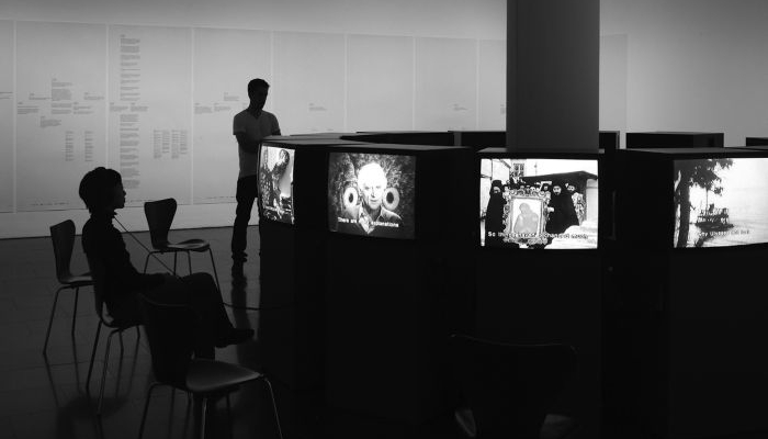 Otvara se simpozijska 13-kanalna televizijska izložba o metamorfozama Athene Noctuapovezana slika